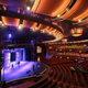 Foto: Laetitia Notarianni / AP Images. Auditorio dentro del Harmony of the Seas.